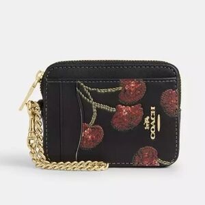 Coach Zip Card Case In Cherry Print NWT